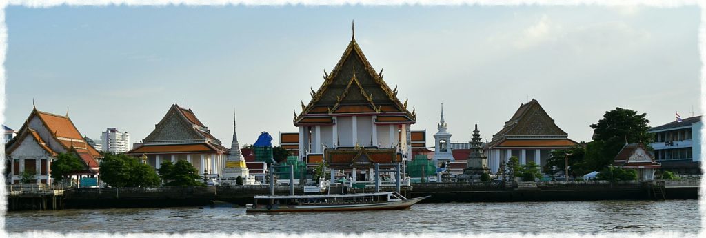 bangkok-temple-sightseeing_10-fun-things-to-do-in-bangkok-for-couples