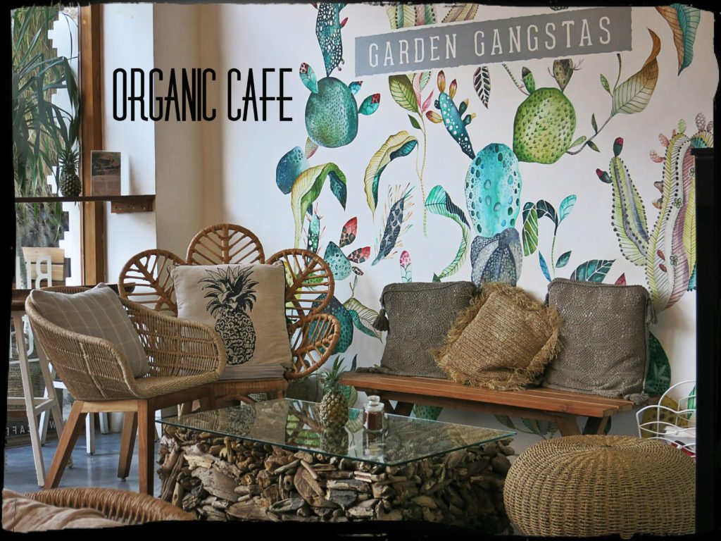 image of cafe organic in seminyak bali