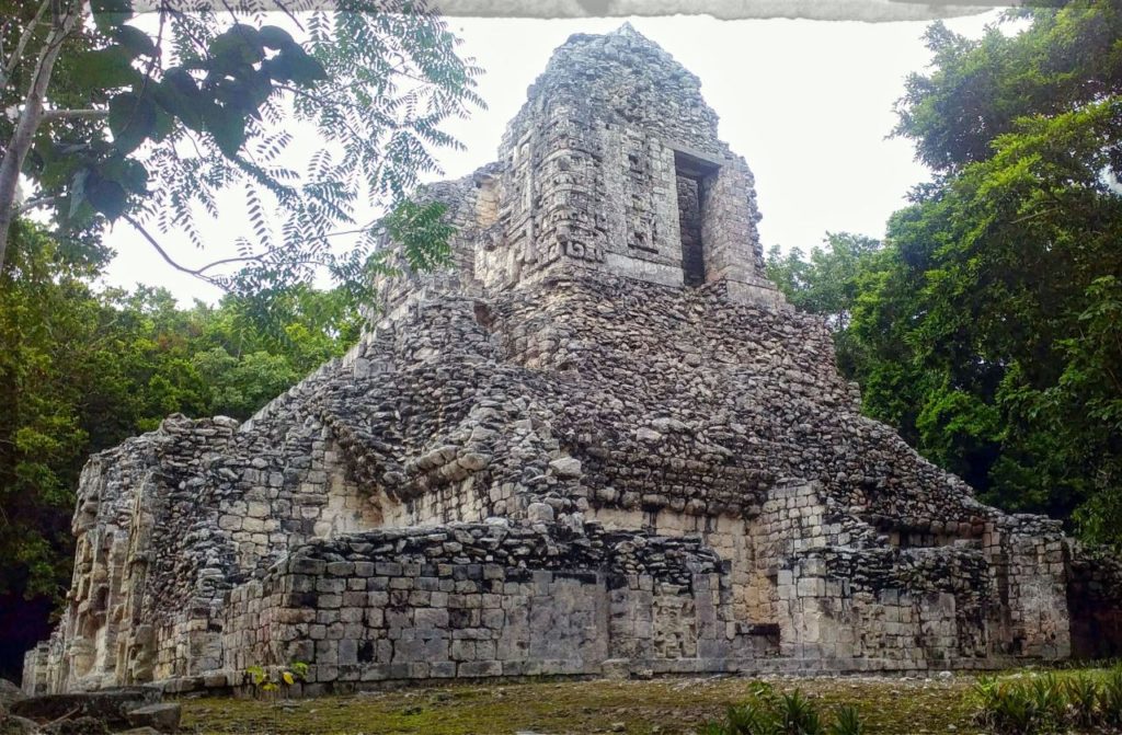 Mayan ruins near Bacalar_Chicanna ruin