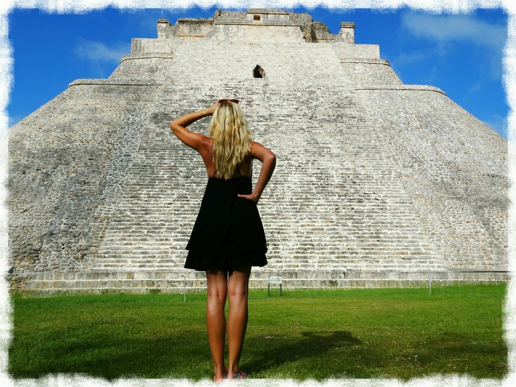 guide-uxmal-pyramid-of-the-magician