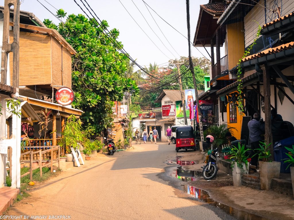 ULITMATE GUIDE TO UNAWATUNA, SRI LANKA - Hungry Backpack