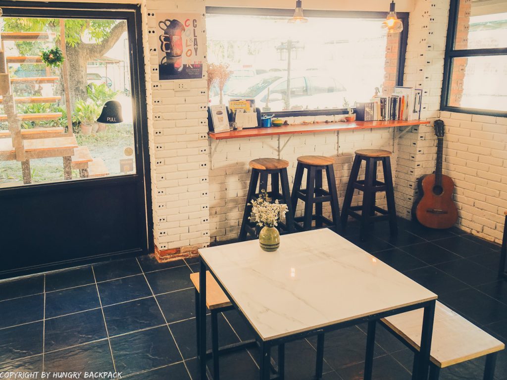 Cafes to work in Chiang Mai_Old Town_Zmoy