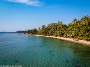 Guide-Ko-Kut_beaches_drone-Ao-Tum