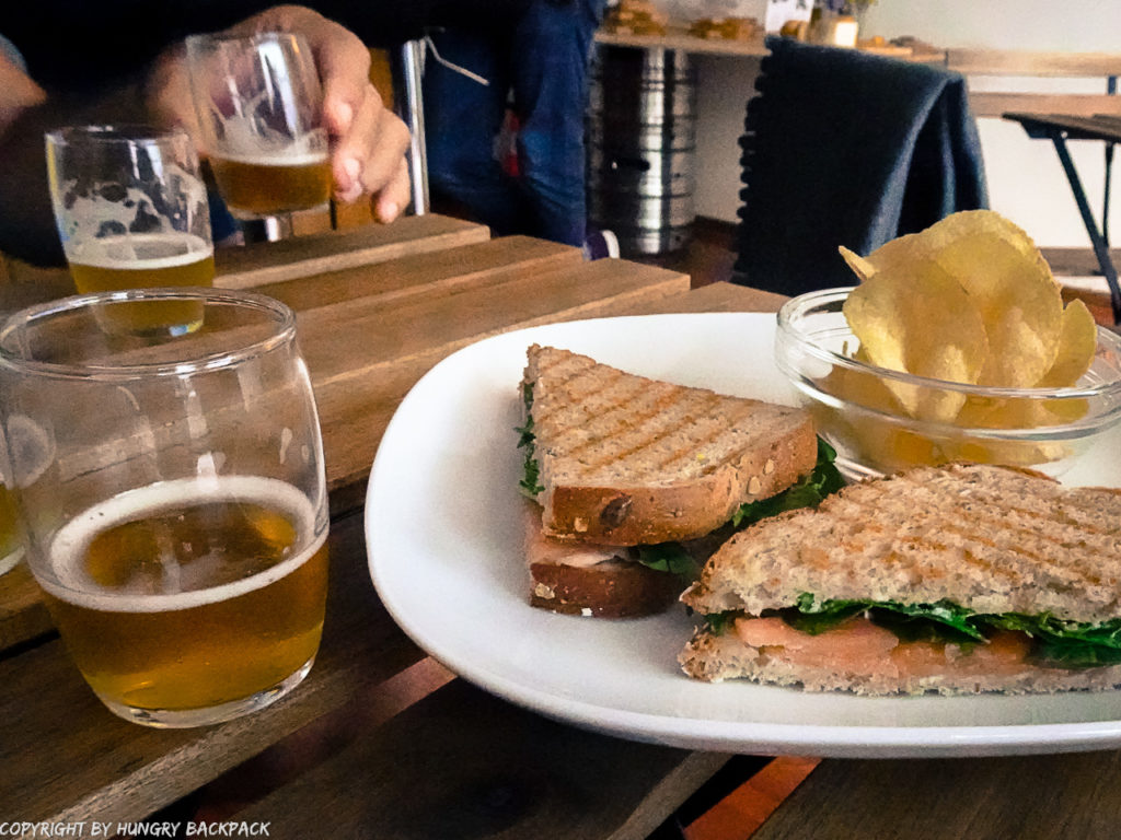 Craft beer Tour Porto_Colossus_beer tasting with smoked salmon sandwich