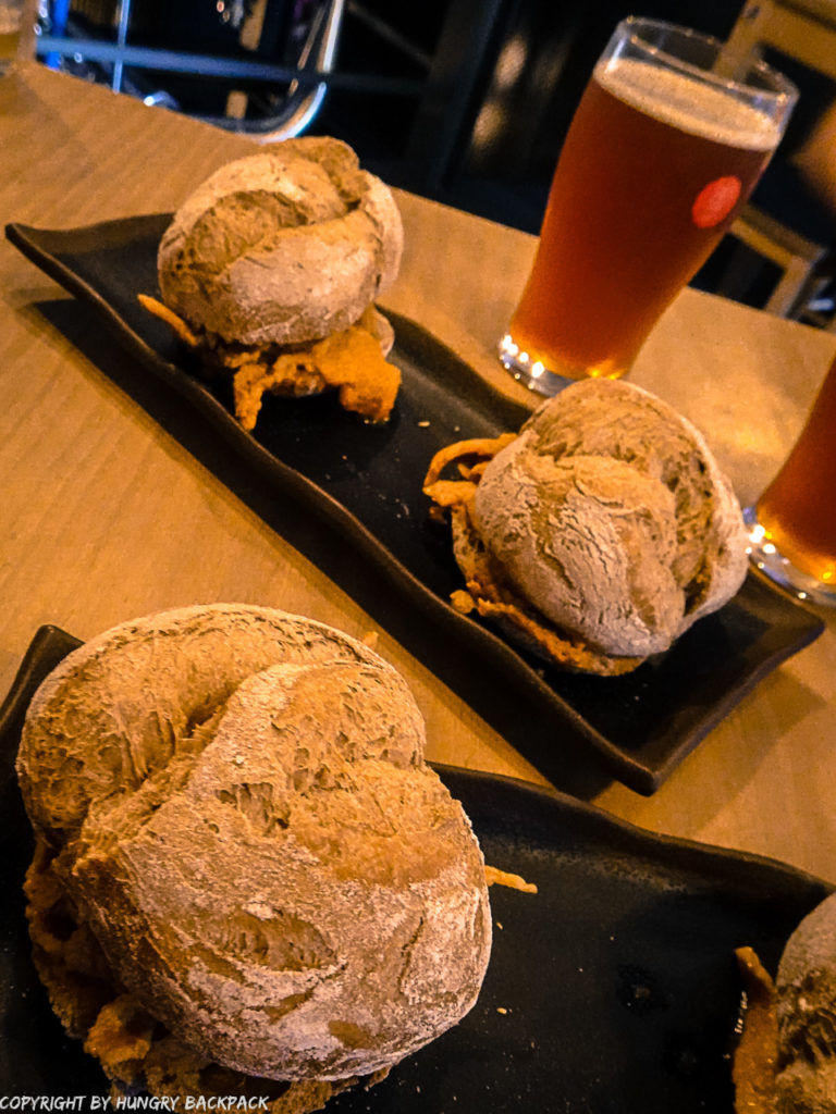 Craft beer Tour Porto_a Fabrica_beer and sandwich