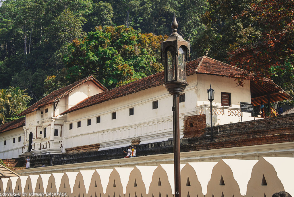 Kandy Sightseeing Tour_Temple of the Tooth outside