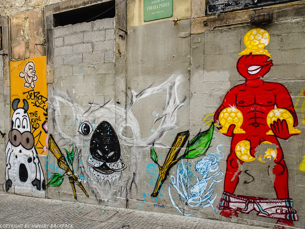 Porto Streetart_mural at Luis I Bridge_Escadas do Codeçal _