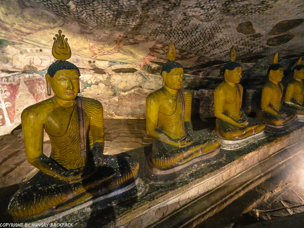 Dambulla things to do_Dambulla Cave Temple_sitting Buddhas in a row
