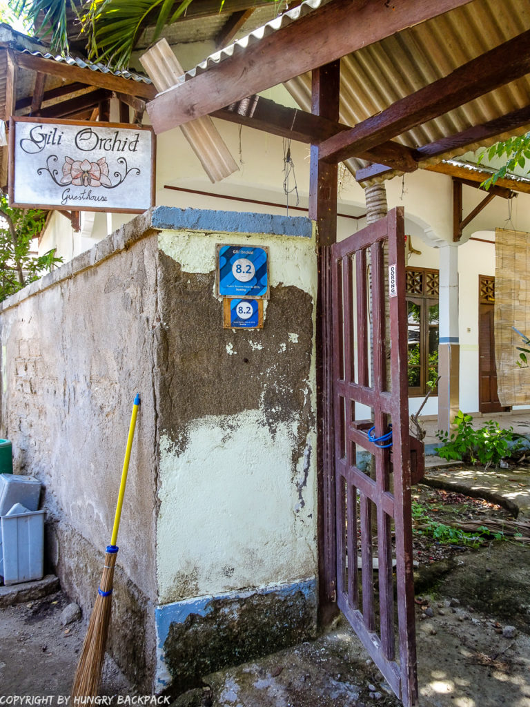 Gili Trawangan on year after earthquake_abandoned guesthouse